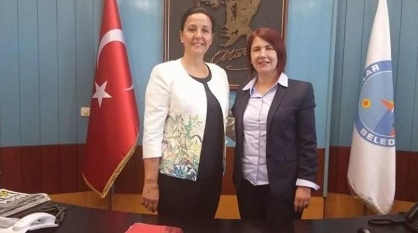 Zerrin G&uuml;neş, Avcılar Belediyesini Ziyaret Etti