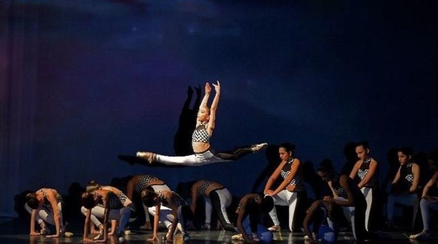 D&uuml;nya Dans Merkezi Gen&ccedil; Yetenekleri Arıyor