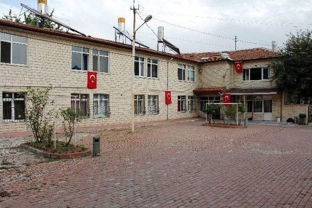 Hayat Kadınları, Şehitler Sebebiyle Genelevi Kapattı 1