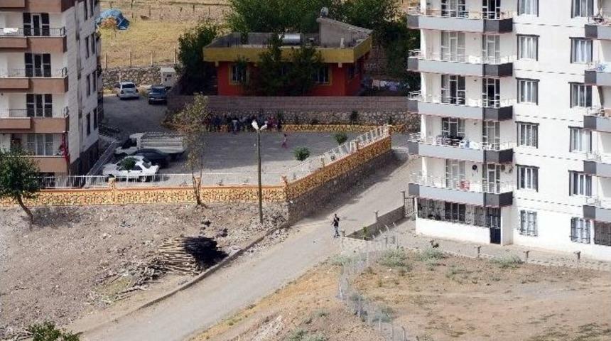 Silvan&rsquo;da Sokağa &Ccedil;ıkma Yasağı Devam Ediyor