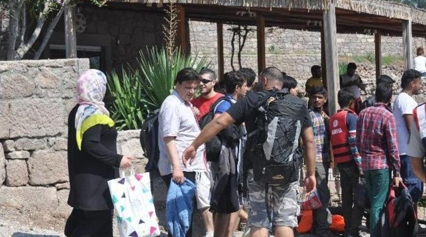 &Ccedil;anakkale&rsquo;de 637 Ka&ccedil;ak Yakalandı