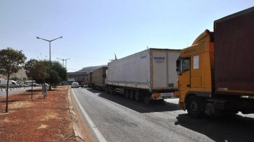 Cilveg&ouml;z&uuml; Sınır Kapısı Giriş &Ccedil;ıkışlara A&ccedil;ıldı