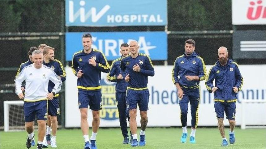Fenerbah&ccedil;e&rsquo;de Molde Hazırlıkları Başladı