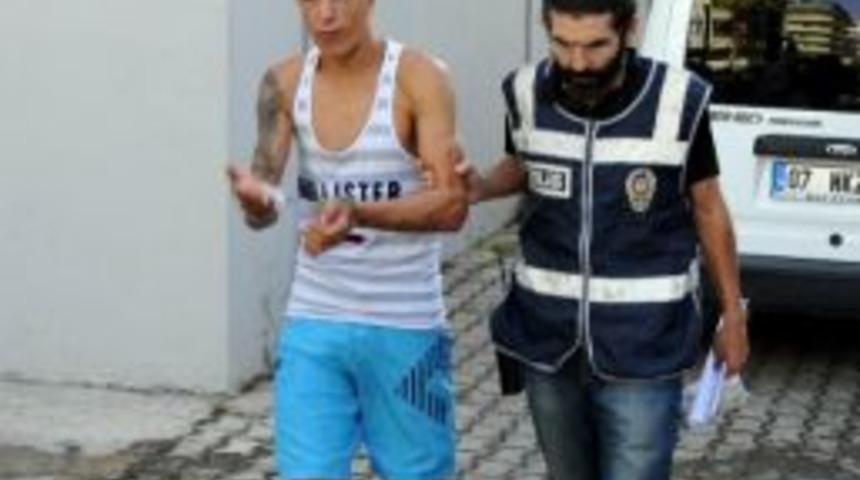 İrlandalı Turiste Gasp