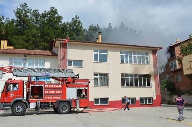 Niksar’da Okul Yangını 2