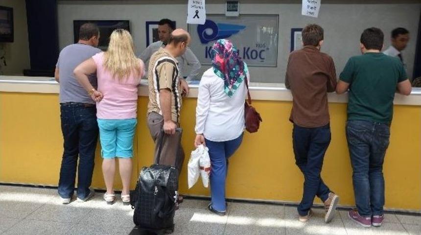 Eskişehir Otogarında Bayram Yoğunluğu