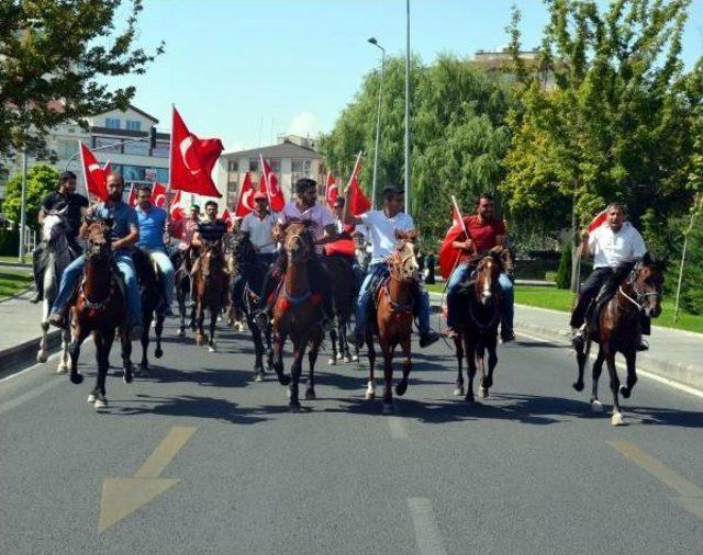 Teröre Atlı Protesto