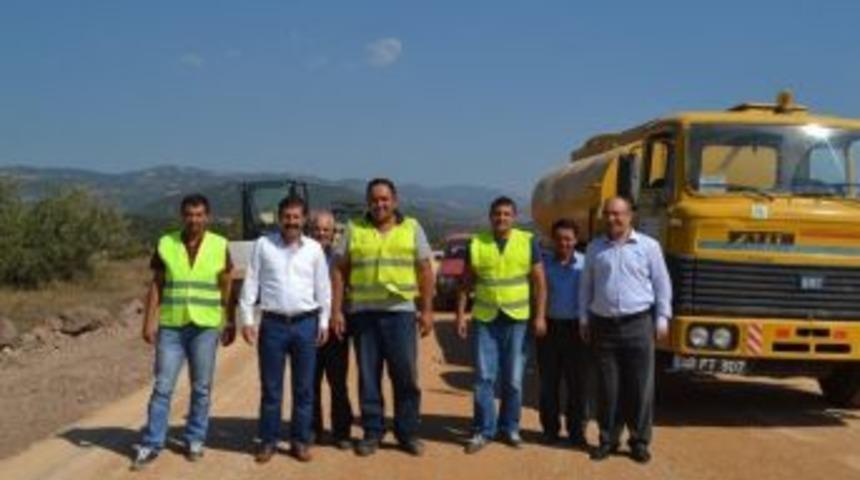 Sındırgı&rsquo;da Asfaltlama &Ccedil;alışmaları Devam Ediyor