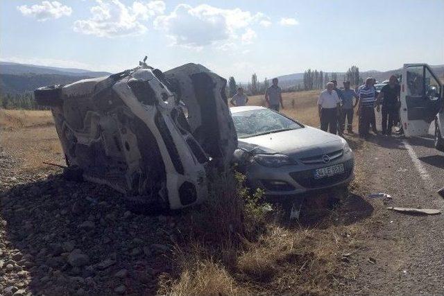 Gümüşhane’de Trafik Kazası: 1 Ölü, 2 Yaralı