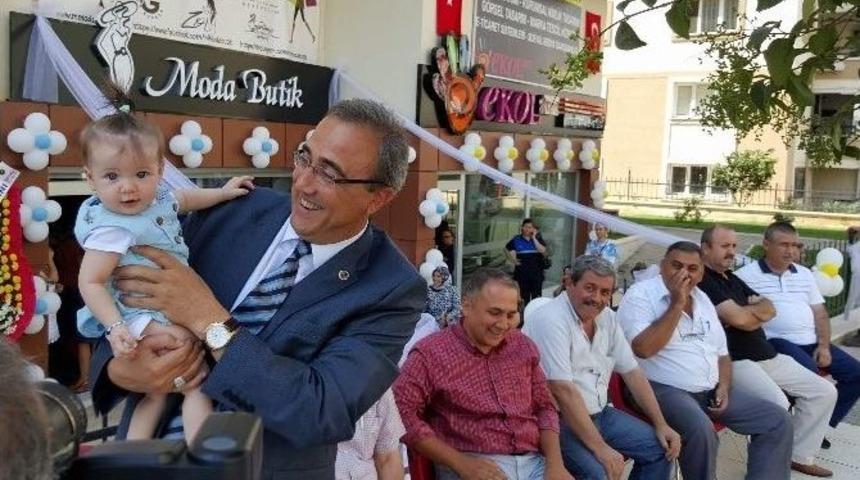 Başkan Kara&ccedil;oban, İş Yeri A&ccedil;ılışına Katıldı