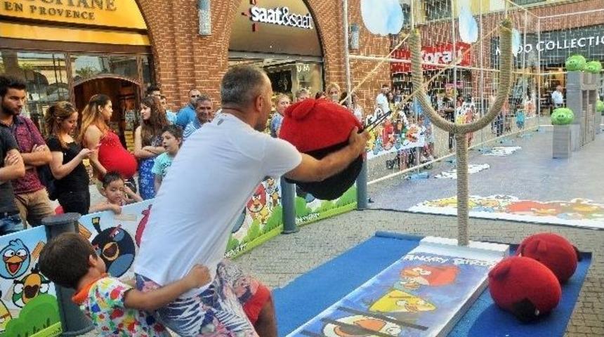 Forum Mersin&rsquo;de "angry Birds" Eğlencesi