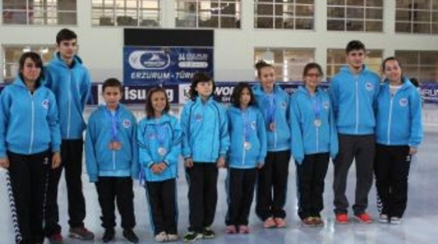 Kağıtspolu Patenciler’den 9 Madalya