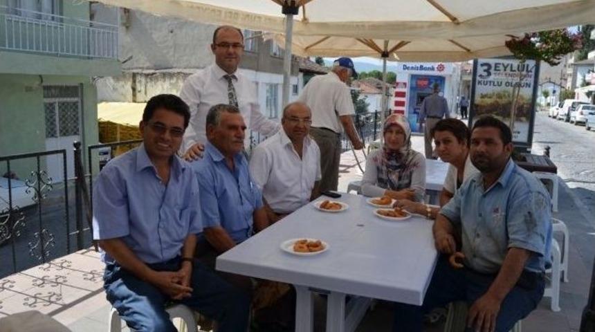 Selendi Devlet Hastanesi Şehitlerimiz İ&ccedil;in Lokma D&ouml;kt&uuml;rd&uuml;