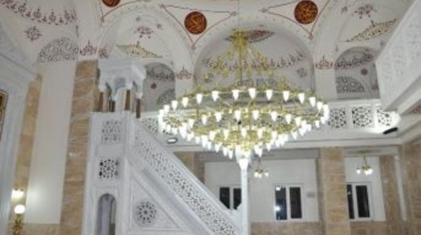 Arnavutluk İşkodra&rsquo;da Trush Cami Tika Desteğiyle Hizmete A&ccedil;ıldı
