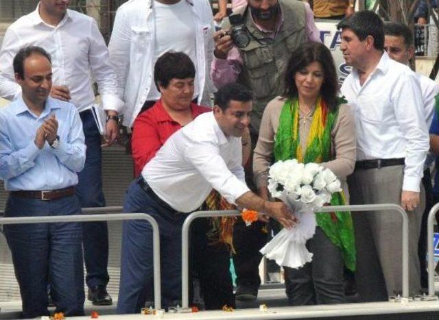 Demirtaş tan Tobb a  bayrak Y&uuml;r&uuml;y&uuml;ş&uuml;  Tepkisi 2