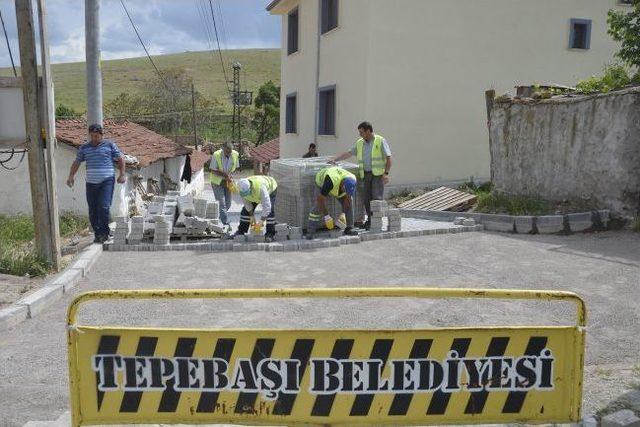 Tepebaşı Fen İşleri Ekiplerinin Kırsalda Yoğun Mesaisi