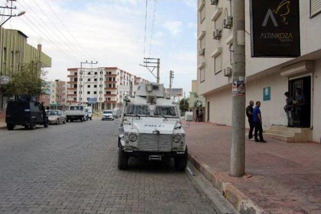 Nusaybin'de Polis, Özel Bir Dershanede Arama Yaptı