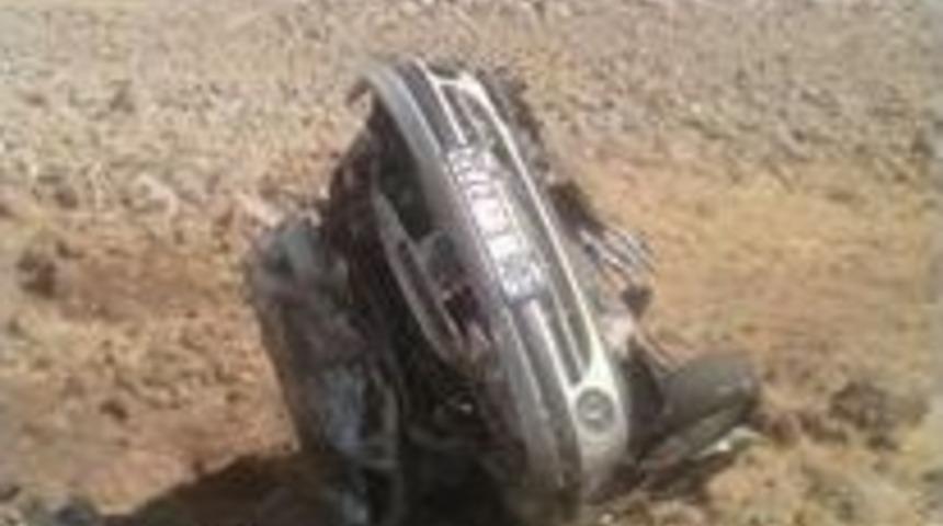 Viranşehir Diyarbakır Yolunda Kaza: 2 &Ouml;l&uuml;