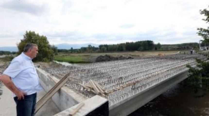 Başkan To&ccedil;oğlu Bedil Kazancı K&ouml;pr&uuml;s&uuml;nde İncelemerle Bulundu