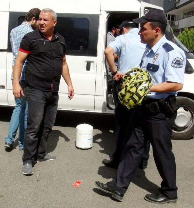 Gaziantep te Ş&uuml;pheli Kutu Alarmı 2