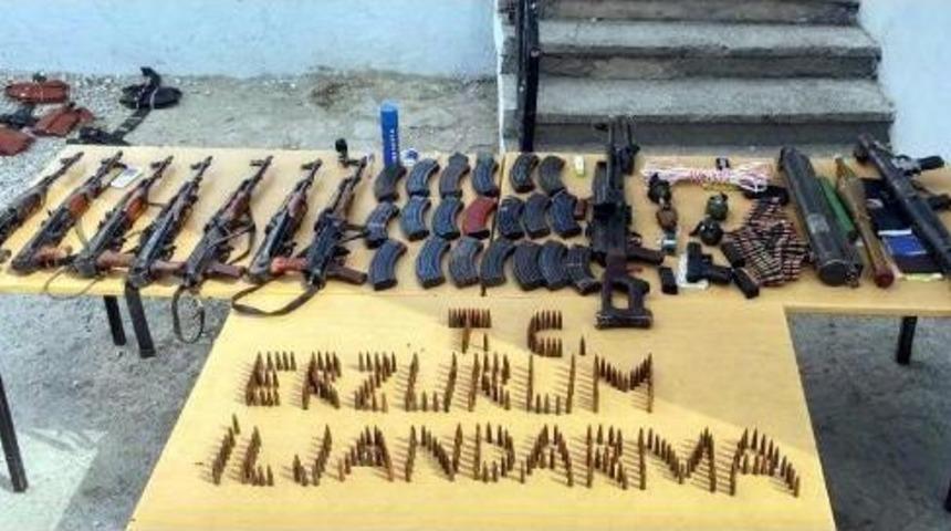 Vali Altıparmak: Jandarmamızın Ko&ccedil;yiğitleri 3 Ter&ouml;risti Kıskıvrak Yakaladı