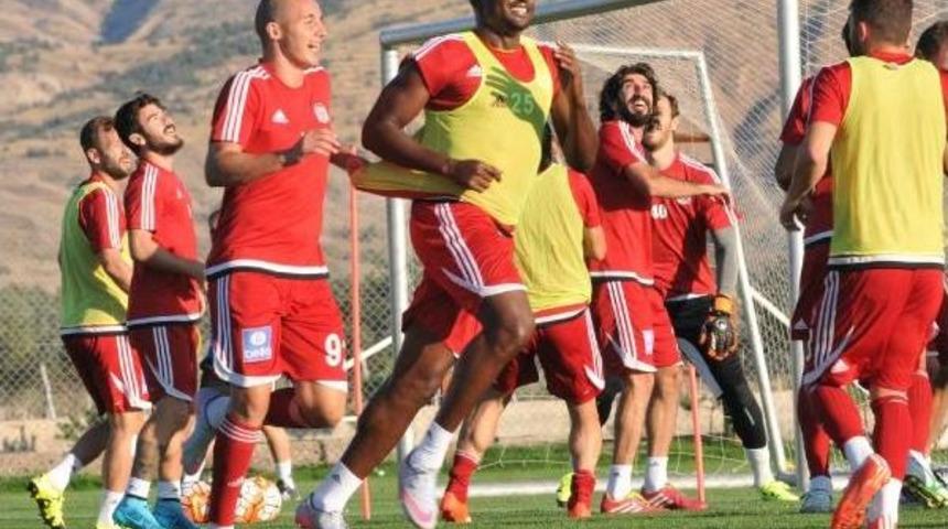 Medicana Sivasspor, Torku Konyaspor Hazırlıklarını S&uuml;rd&uuml;rd&uuml;