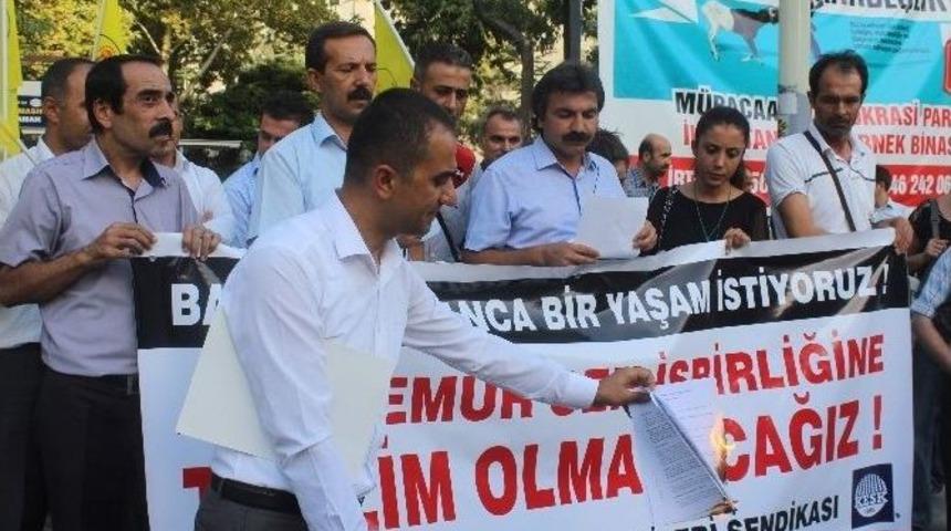 Bes &Uuml;yeleri Maaş Bordrosunu Yaktı