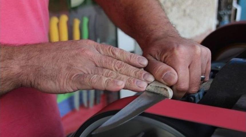 (&ouml;zel Haber) Bı&ccedil;ak&ccedil;ıların Bayram Mesaisi Erken Başladı