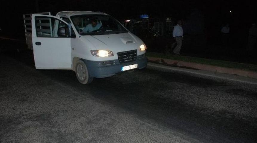 Cami Yolunda Ara&ccedil; &Ccedil;arptı