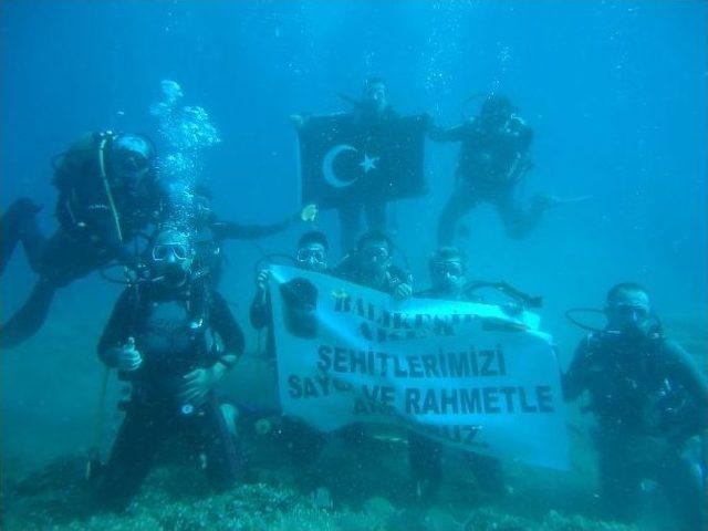 Suyun Altında Şehitleri Andılar