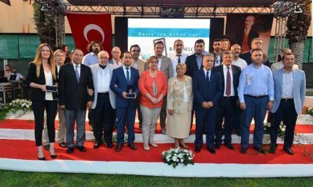 Barış Sel&ccedil;uk &Ouml;d&uuml;lleri Verildi 2