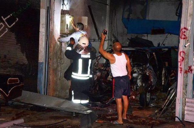 Oto Kaportacıda Yangınla Birlikte Patlama Korkuttu 3