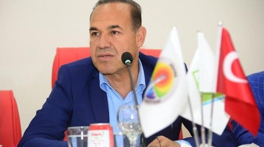S&ouml;zl&uuml;, Muhtarları Dinleyerek Hizmet Stratejisi Oluşturuyor