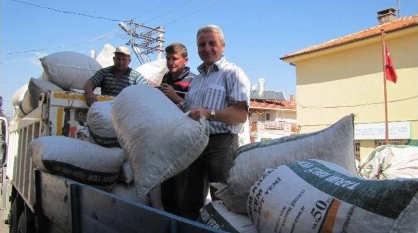 Haşhaş Kaps&uuml;l&uuml; &Uuml;reticilerinin İmdadına Belediye Yetişti
