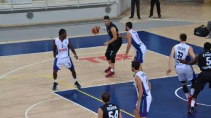 B&uuml;y&uuml;kşehir Basket Takımı Tofaş İle Bug&uuml;n Karşılaşacak