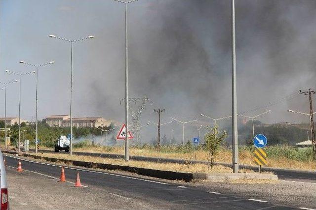 Diyarbakır&rsquo;da M&uuml;himmat Deposunda Patlama 1