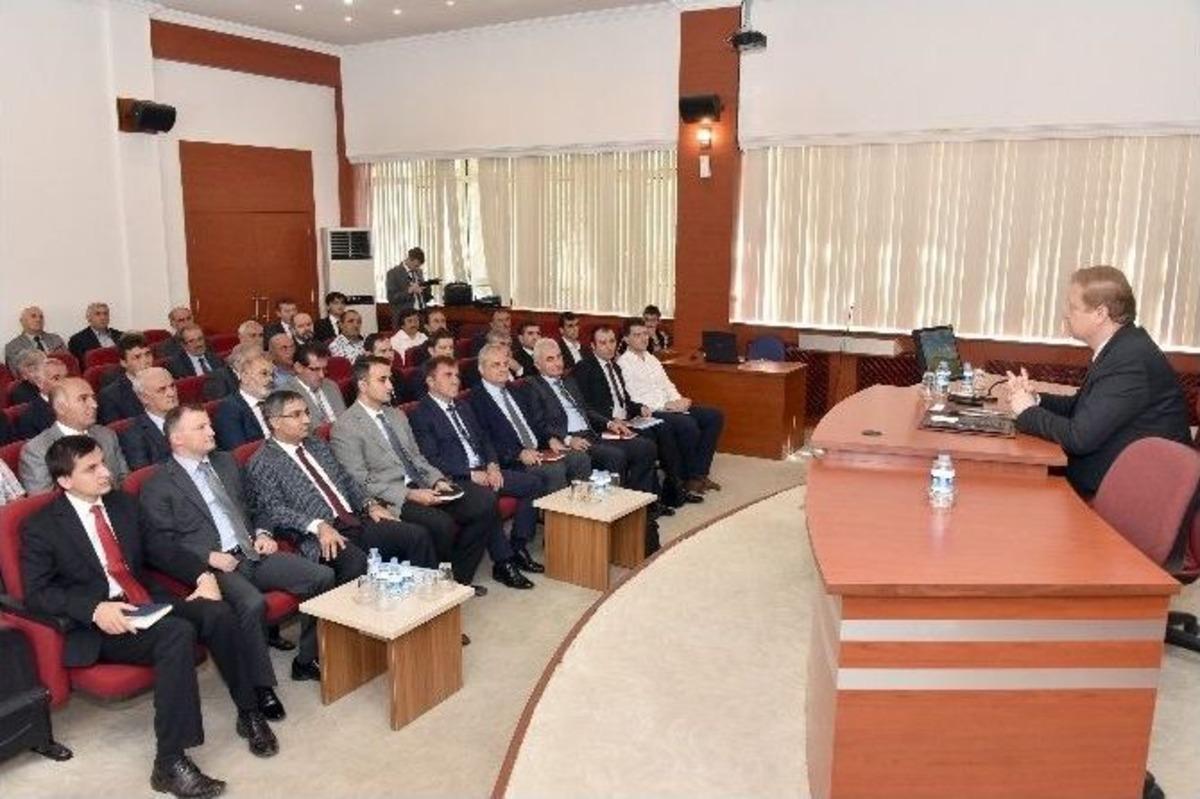 G&uuml;m&uuml;şhane&rsquo;de Elektrik Sorunları Ve Yatırımları Masaya Yatırıldı