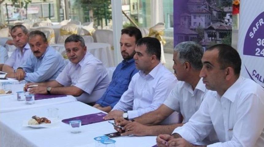 Aksoy Mahalle Toplantılarını S&uuml;rd&uuml;r&uuml;yor