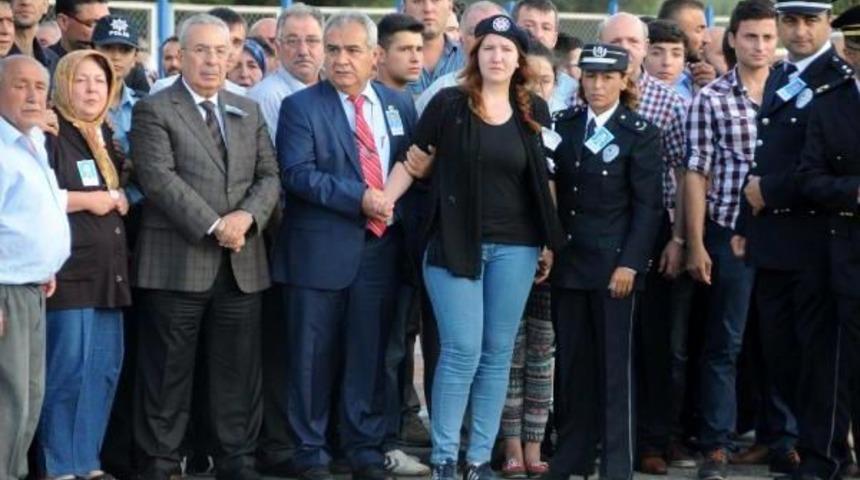 Şehit Polisin Zonguldak'taki Baba Evine Ateş D&uuml;şt&uuml; (2)