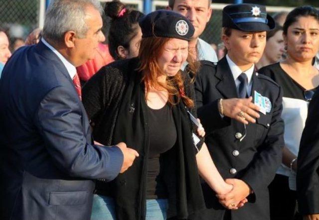 Şehit Polisin Zonguldak taki Baba Evine Ateş Düştü (2) 1