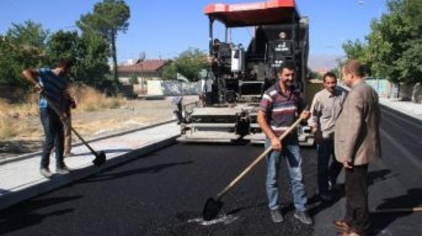 Asfalt &Ccedil;alışmaları Tam Gaz Devam Ediyor