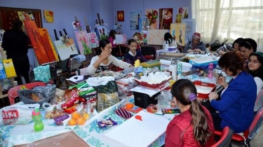 Paland&ouml;ken Belediyesi K&uuml;lt&uuml;r Merkezi 2015-2016 Eğitim &Ouml;ğretim Yılına Hazır