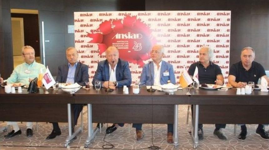 Gencer: "samuel Eto&rsquo;o Futboldan &Ouml;te, Bir Proje Transferi"