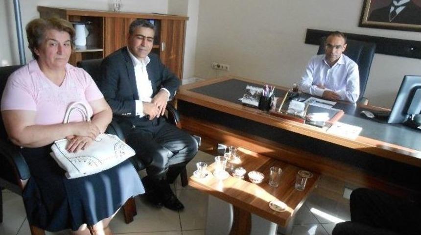 &Uuml;lk&uuml;c&uuml;lerden Odunpazarı İl&ccedil;e Emniyet M&uuml;d&uuml;rl&uuml;ğ&uuml;&rsquo;ne Ziyaret