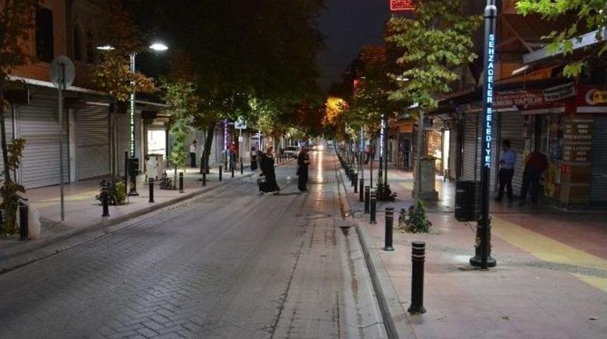 Kuyumcular &Ccedil;arşısı Şehzadelerle Renklendi