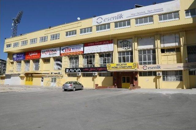 Taraftarlar, Temiz Bir Ortamda Maç Seyredecek 1