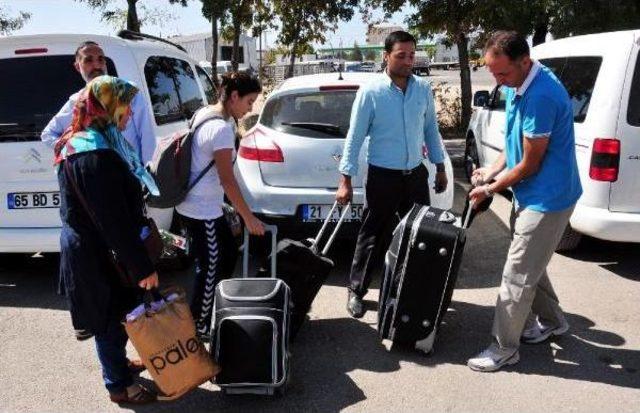 &Ccedil;atak a Yeni Atanan &Ouml;ğretmenler G&uuml;llerle Karşılandı 1