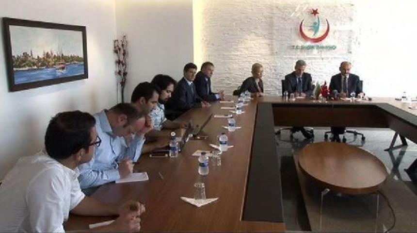 Bakan M&uuml;ezzinoğlu: Akıl Hastaları Avm'de Tedavi Oluyorlarsa Onu Onlara Havale Ediyorum