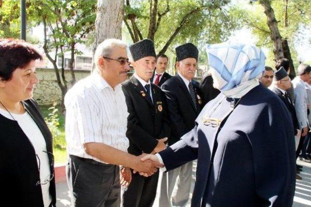 Bakan Gürcan: Aile Ve Sosyal Politikalar, Hayır Ve Dua Bakanlığıdır