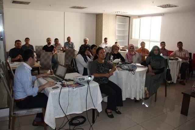 30 Bin Öğretmen Osmanlıca Kursu Gördü